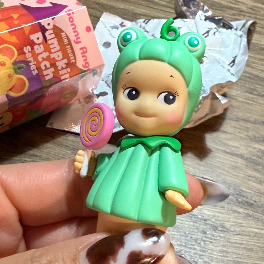 Sonny Angel Pumpkin Patch *Frog*